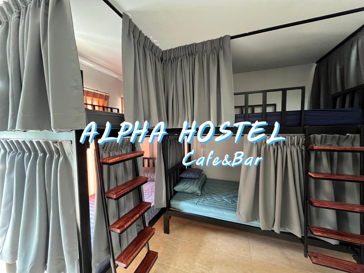 Alpha Hostel Cafe&Bar Ban Khlong Yai Exteriör bild