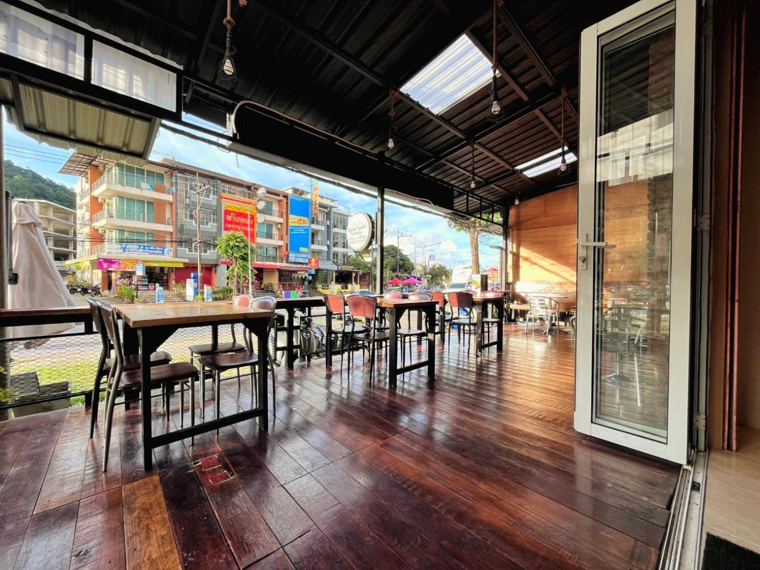 Alpha Hostel Cafe&Bar Ban Khlong Yai Exteriör bild